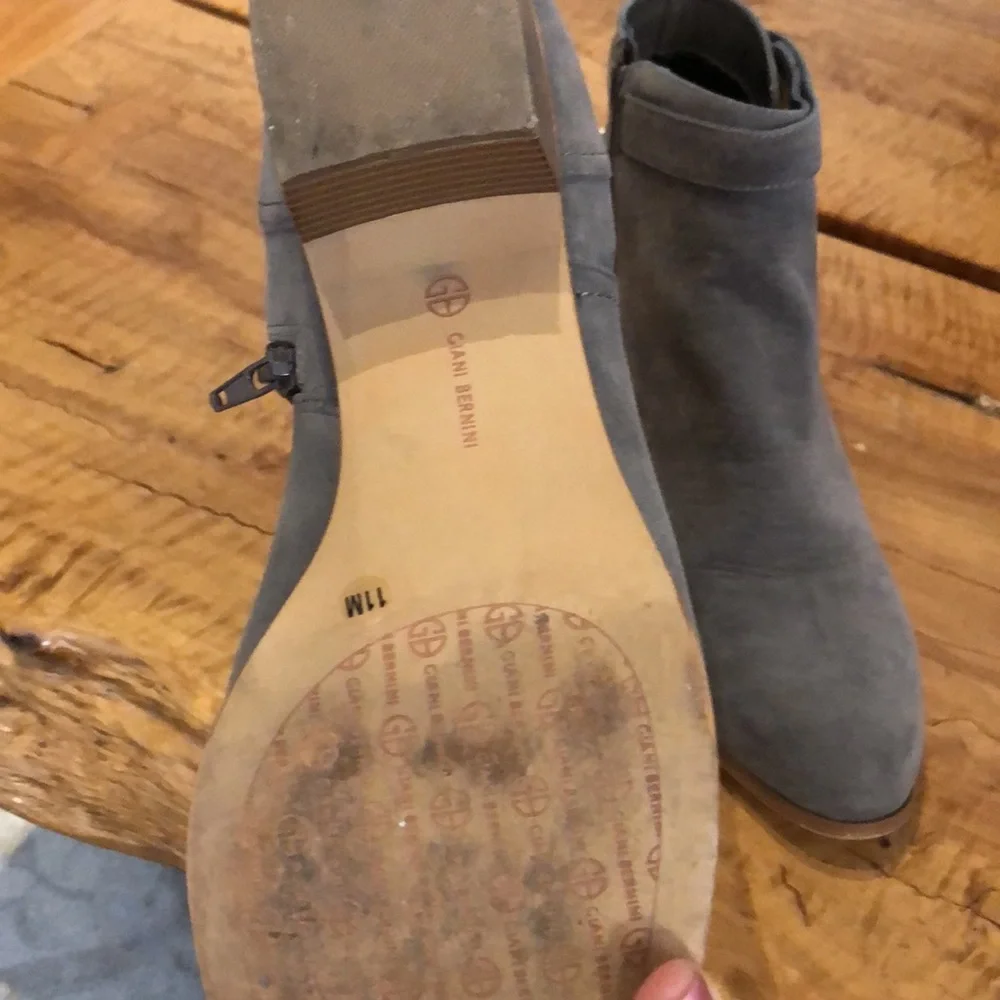 Giani Bernini Gray Suede Ankle Booties